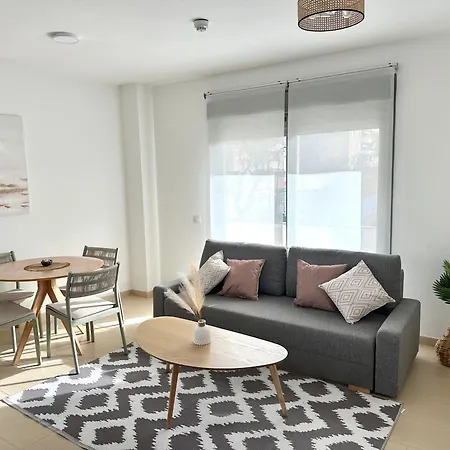 Apartment Luminoso Con Balcon